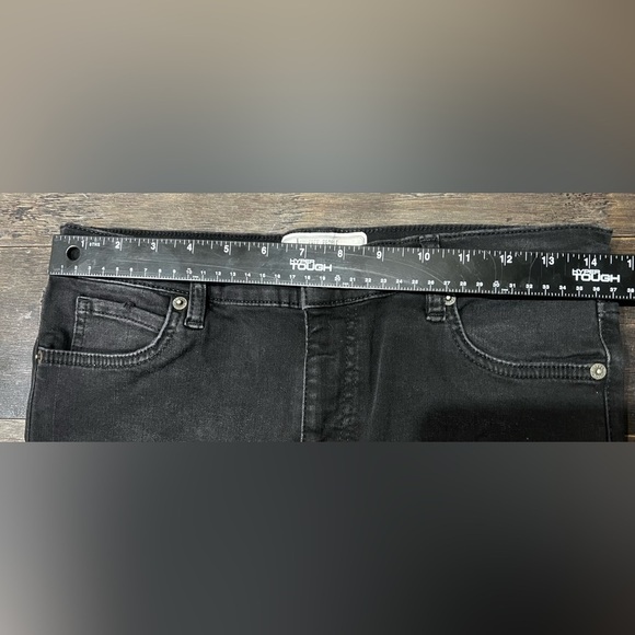 FREE PEOPLE Black Distressed Jeans, Size 28L - Picture 10 of 10